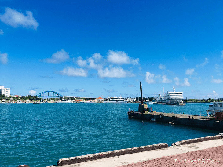 離島ターミナル外